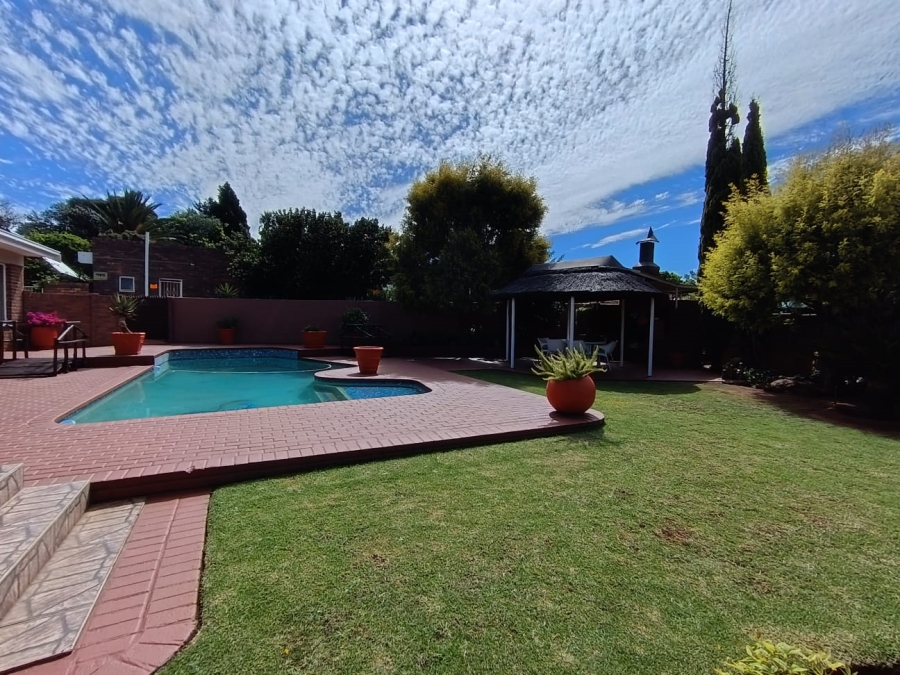 3 Bedroom Property for Sale in Fichardt Park Free State